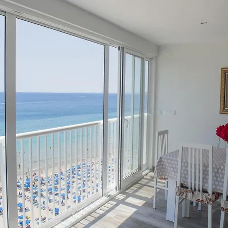 Plage Blue Beach - Luxury - 3 Bedrooms Apartment Nice